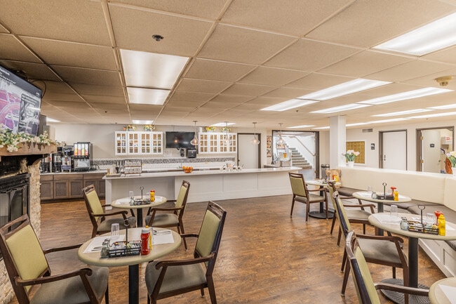 Bistro - King City Senior Village
