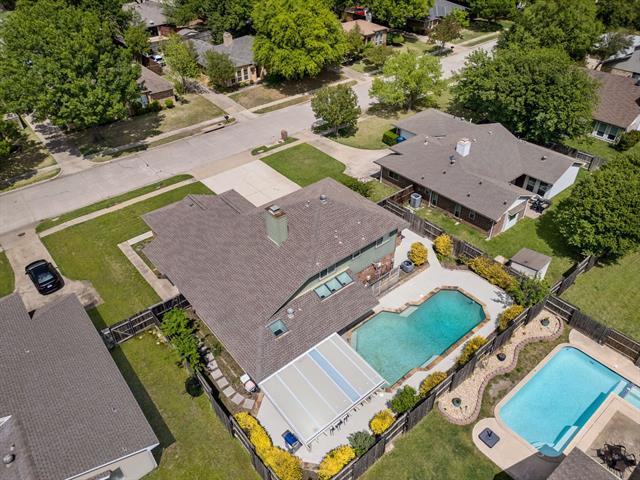 Building Photo - 419 Brooks Ln