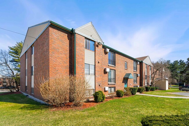 Building Photo - 132 English Village Rd