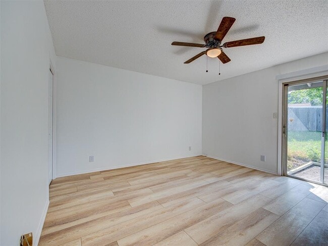 Building Photo - 7602 Pebble Brook Cove