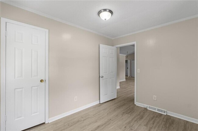 Building Photo - 354 Henry Aaron Ave SW