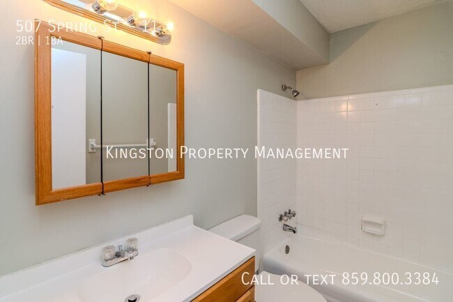 Building Photo - 507 Spring St