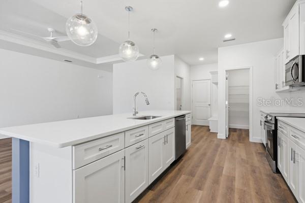 Building Photo - 6726 SW 10th Ln