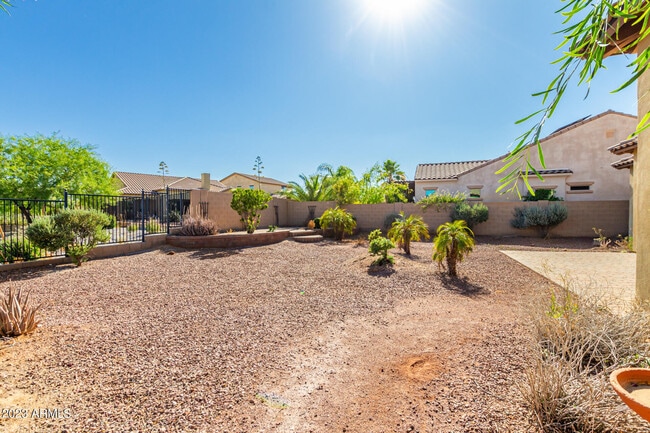 Building Photo - 18271 W Desert Trumpet Rd