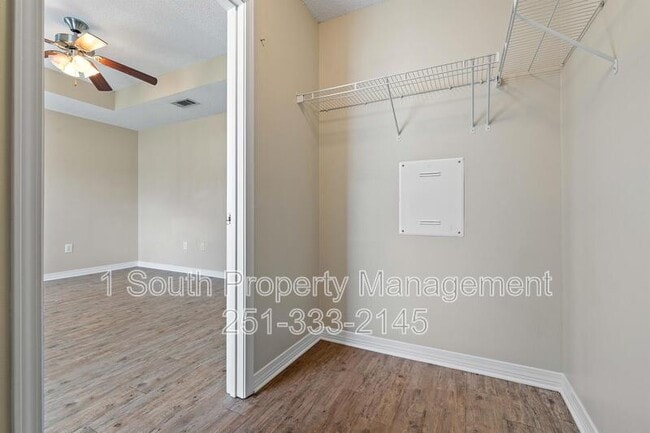 Building Photo - 1020 Hamilton Bridges Dr W