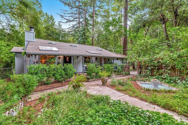 Building Photo - Picturesque, Pet Friendly, with Garage and...