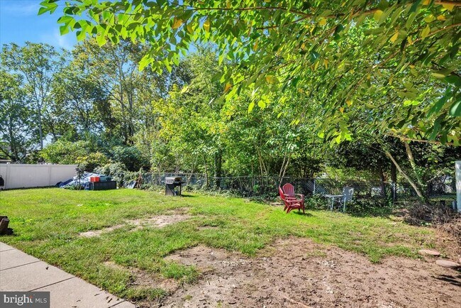 Building Photo - 220 Delsea Dr