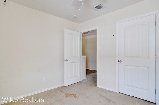 Building Photo - 4 br, 2 bath House - 7728 Stanley Court
