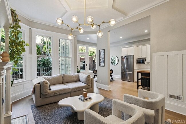 Building Photo - 2856 Sacramento St