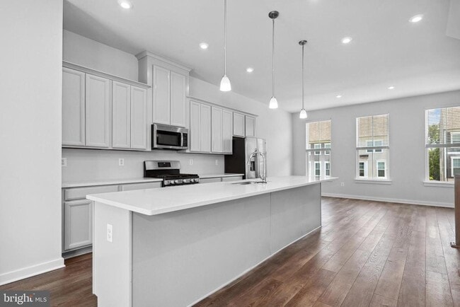 Building Photo - 1758 Autumn Maple Leaf Dr