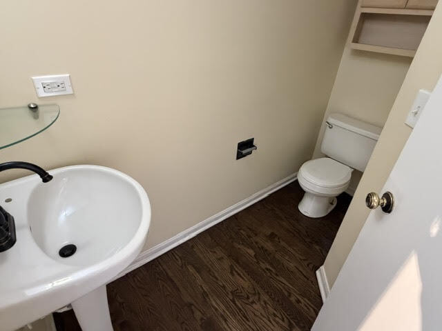 Building Photo - 983 Darla Ct