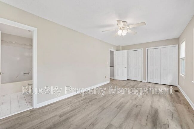 Building Photo - 439 Wynridge Dr