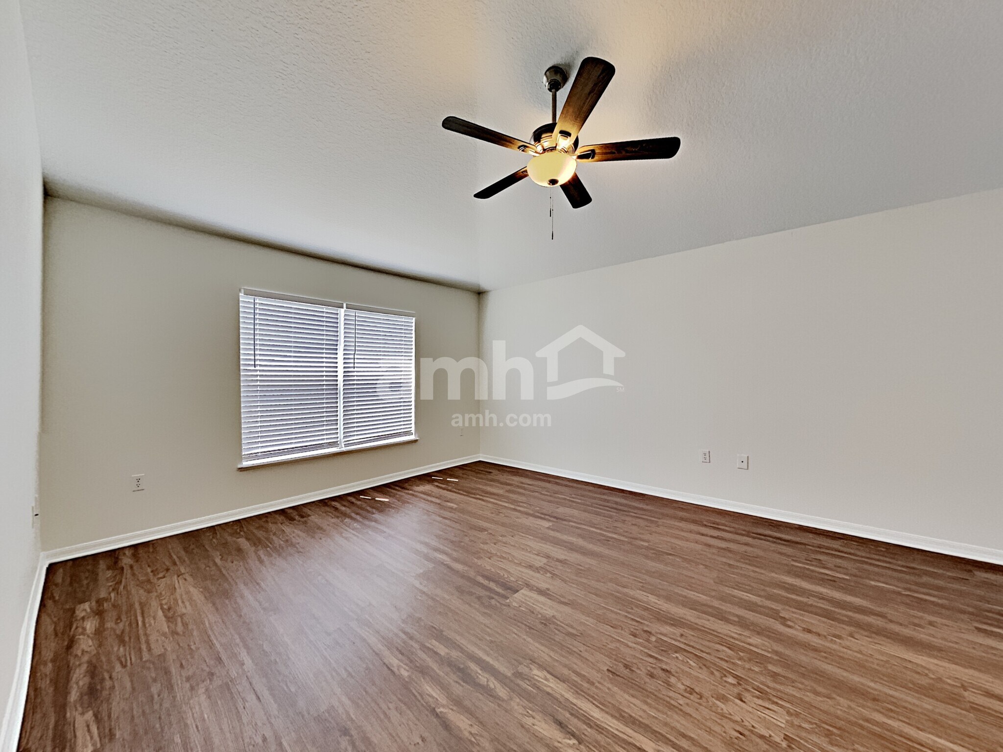 Building Photo - 2007 Elmhurst Ln