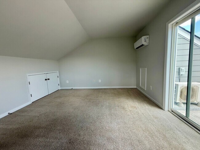 Building Photo - 2617 Avinity Pl
