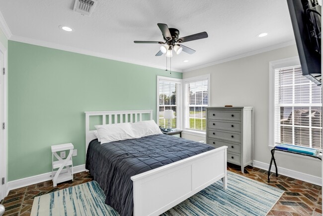 Building Photo - 4115 8th St