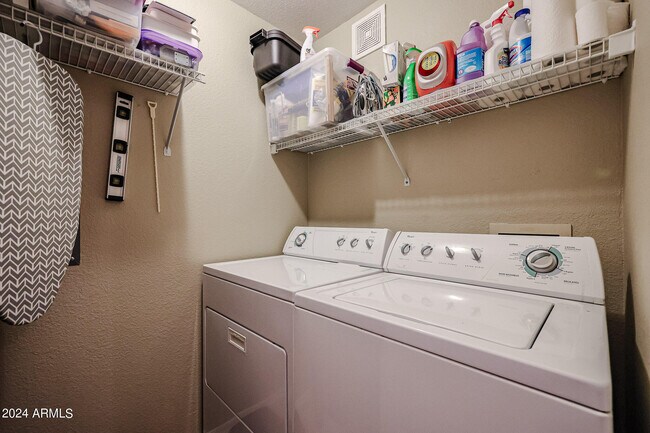 Building Photo - 14950 W Mountain View Blvd