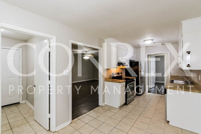 Building Photo - 3812 Highpointe Dr