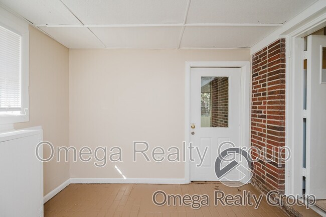 Building Photo - 2941 Ashley Ave