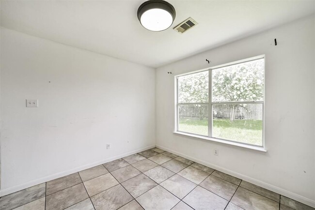 Building Photo - 7114 Sunrise Hill Ln