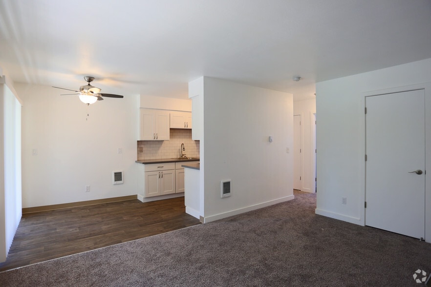 Grace Manor Apartments 3323 SW Multnomah Blvd Portland OR 97219