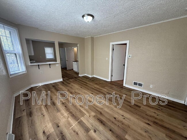 Building Photo - 2945 N 23rd St