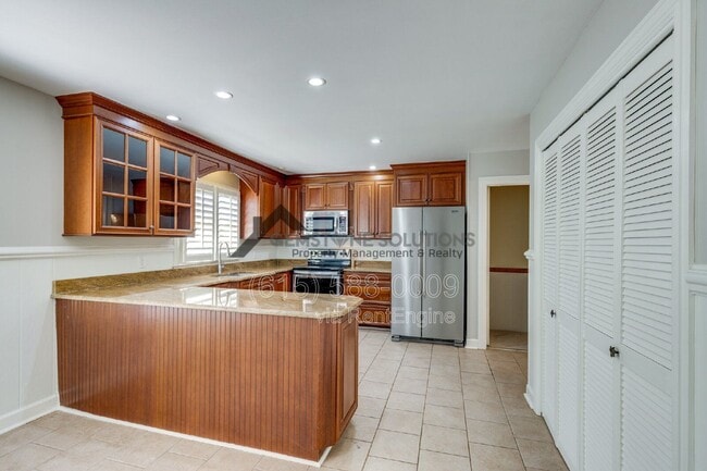 Building Photo - 1227 Carl Seyfert Memorial Dr