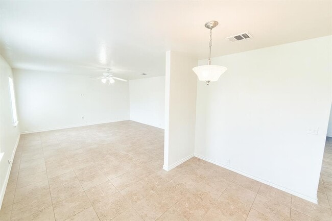 Building Photo - 14401 Gurney's Eagle Dr