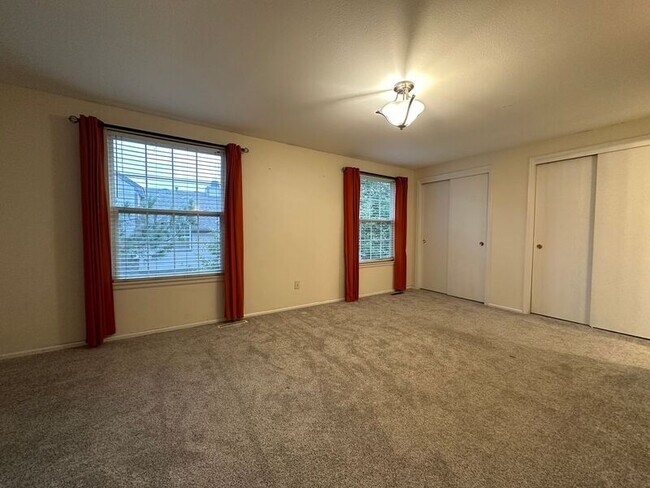 Building Photo - 7105 E Briarwood Dr