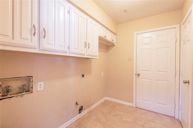 Building Photo - 3333 Sunrise Dr