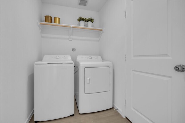 Building Photo - 18065 Trepito Ave