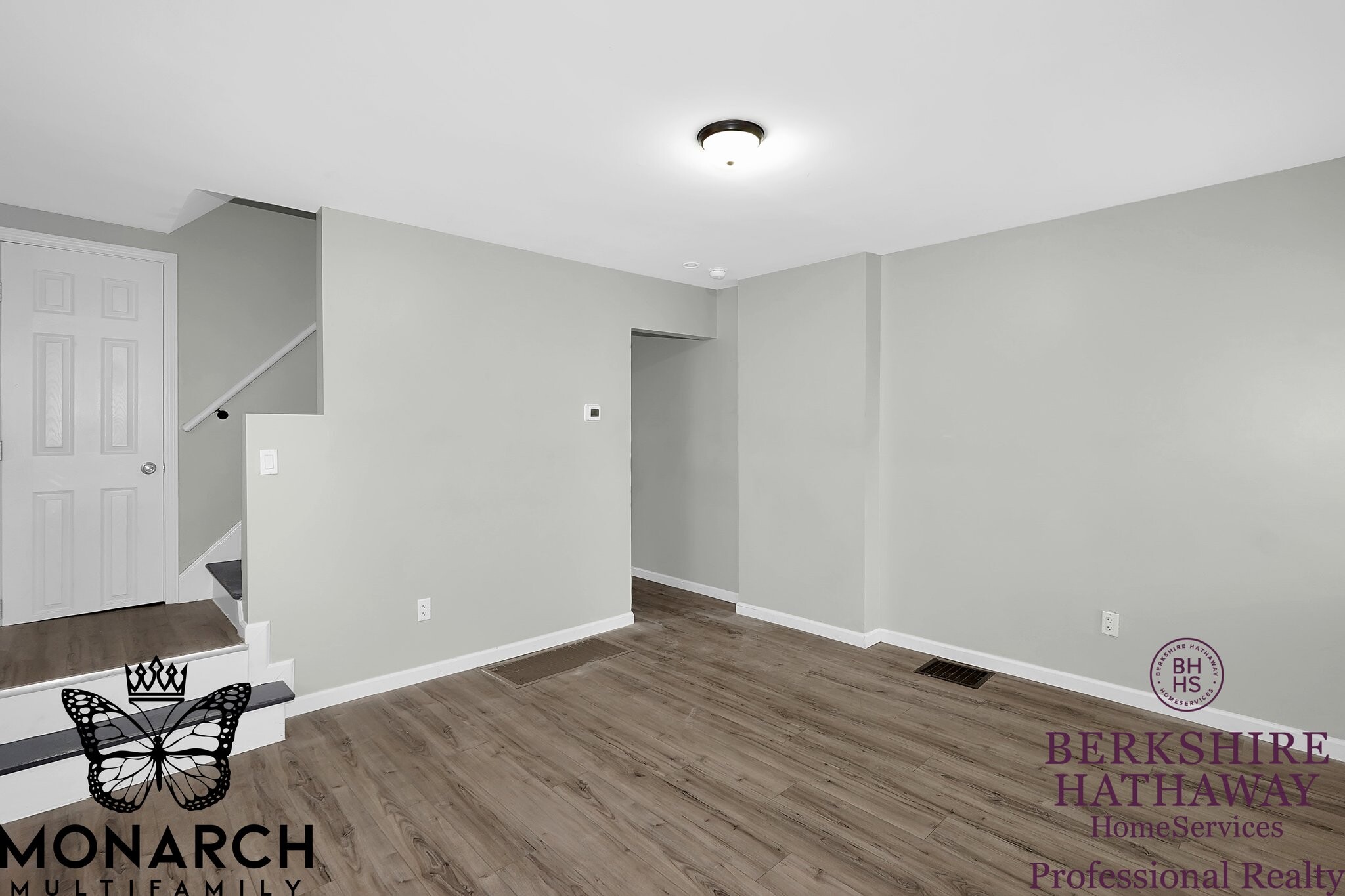 Building Photo - 1679 E Whittier St