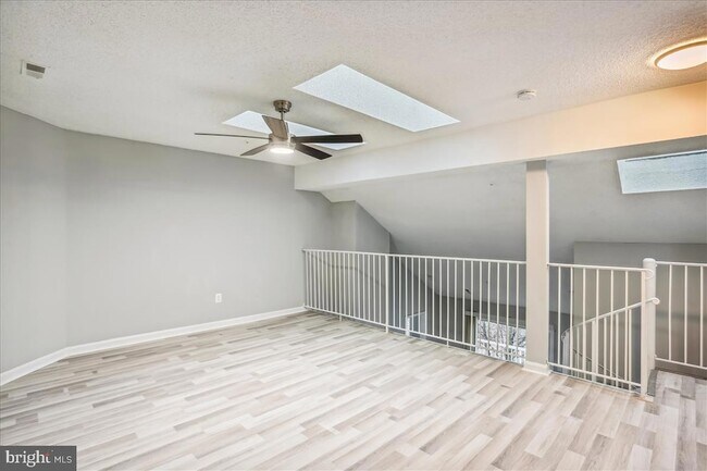 Building Photo - 12901 Churchill Ridge Cir