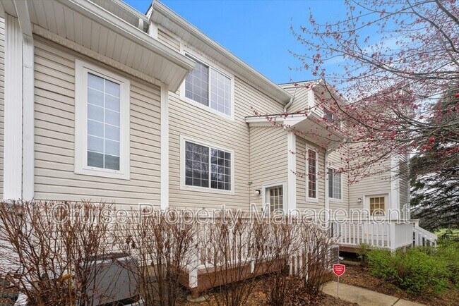 Building Photo - 61 S Treehouse Ln