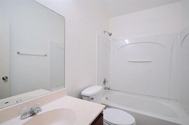 Building Photo - 11713 Larch Valley Dr