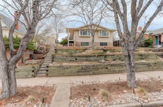 Building Photo - West Highlands Garden Level  2-bedroom 1-b...