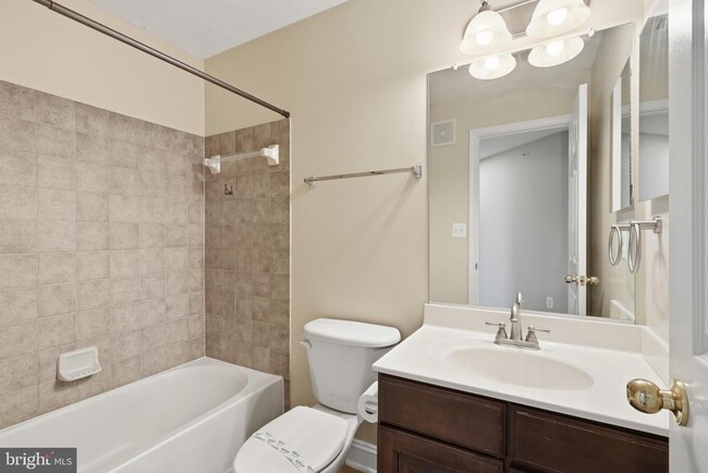 Building Photo - 4424 Eastwick Ct