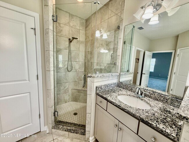 Building Photo - 2153 Eagle Talon Cir