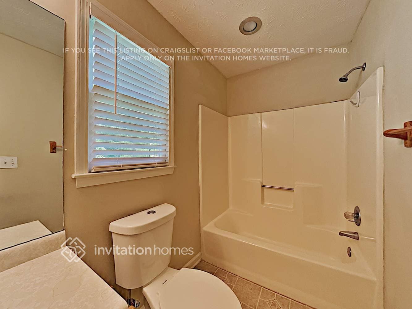 Building Photo - 6117 Fire Fly Ct