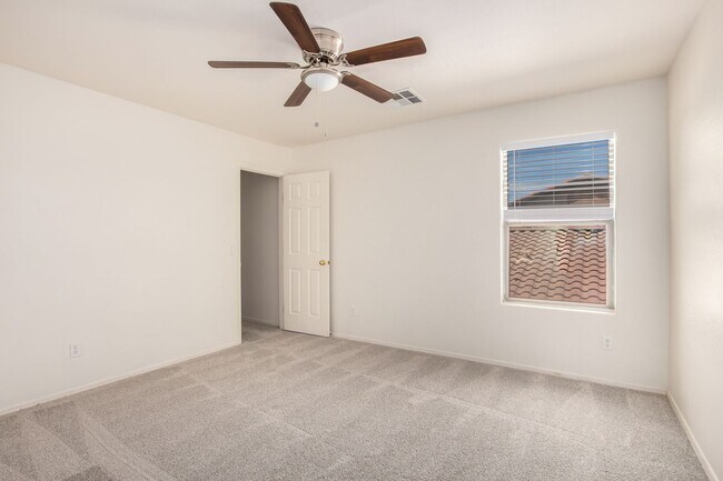 Building Photo - 3 Bedroom 2.5  Bathroom  - Villages at Ran...