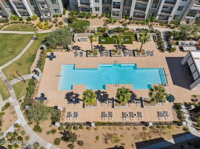 Building Photo - 28201 N Black Cyn Hwy