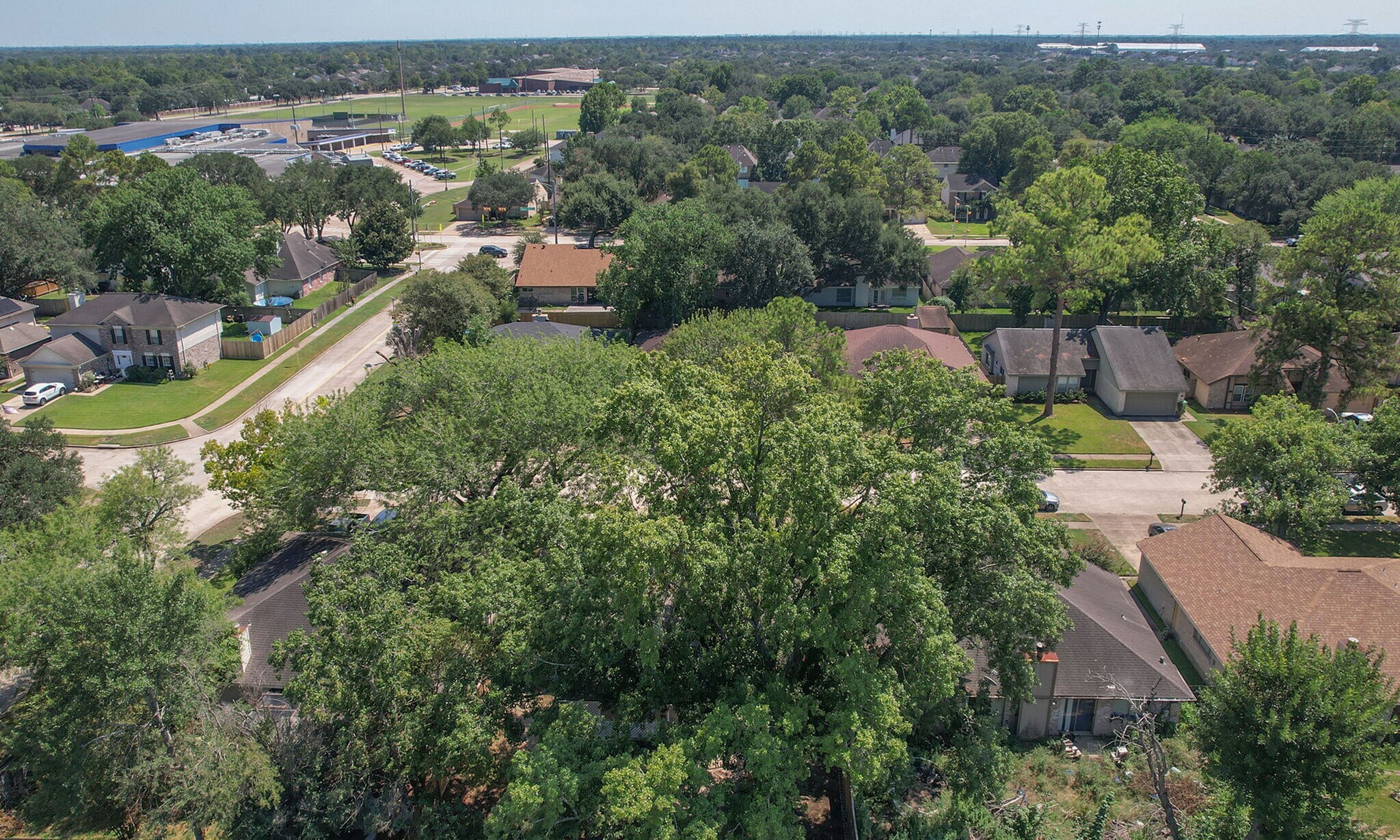 Building Photo - 21306 Park Run Drive