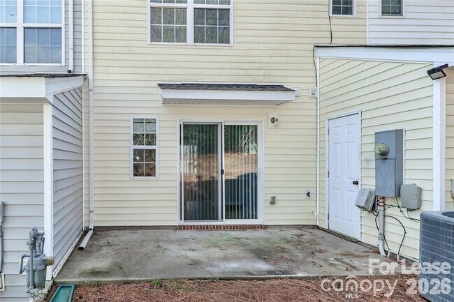 Building Photo - 153 Marakery Rd