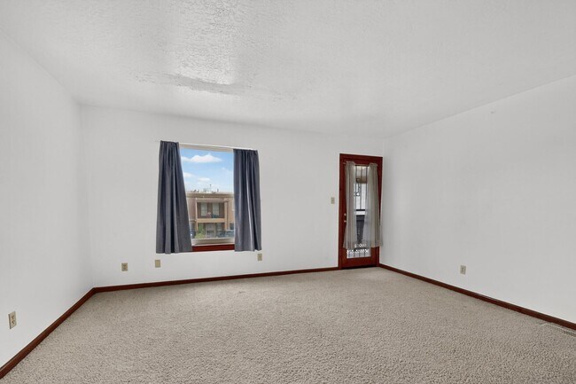 Building Photo - 2835 Estrella Brillante St NW