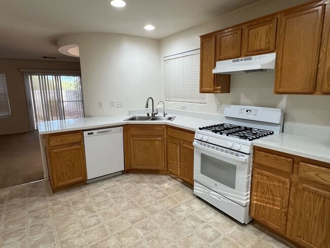 Building Photo - 8034 Indian Blanket St