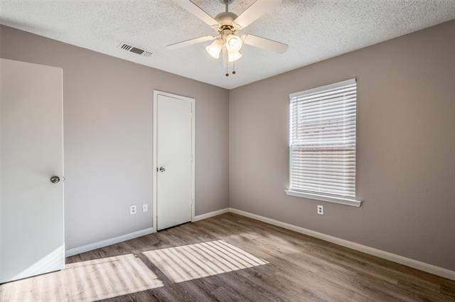 Building Photo - 830 Woodland Ct