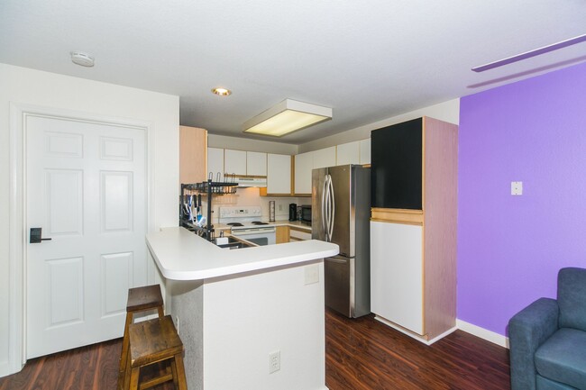 Building Photo - 95-270 Waikalani Dr. #I204