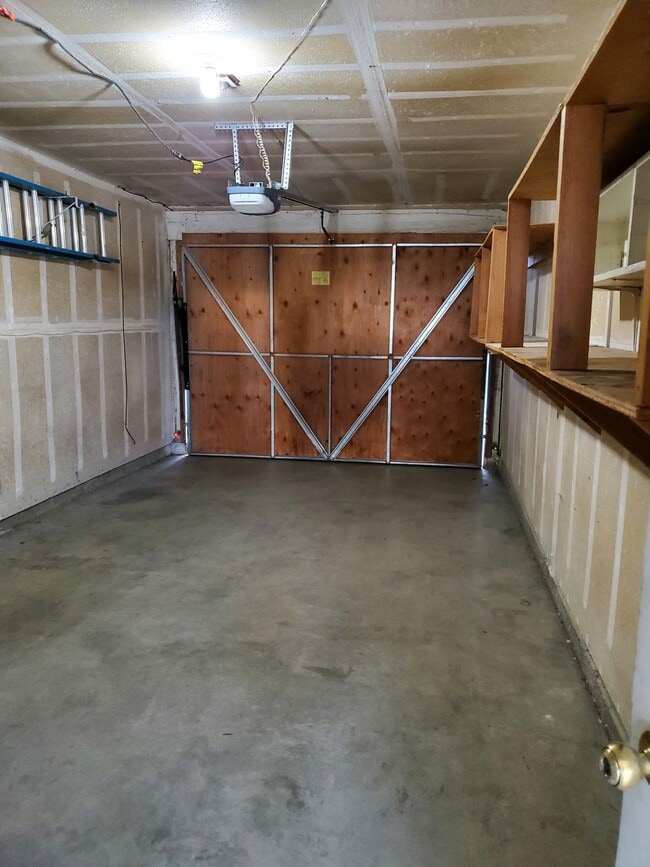 Garage - 16247 Viho Rd