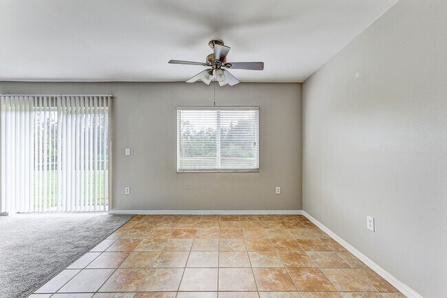 Building Photo - Prime Northwood Home on a Conservation Lot...