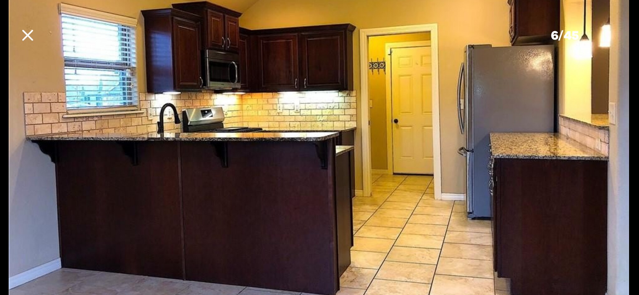 Building Photo - 2962 W Tiger Eye Dr