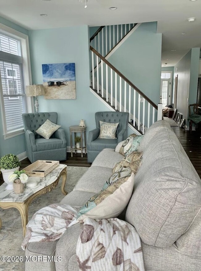 Building Photo - 36 1st Ave